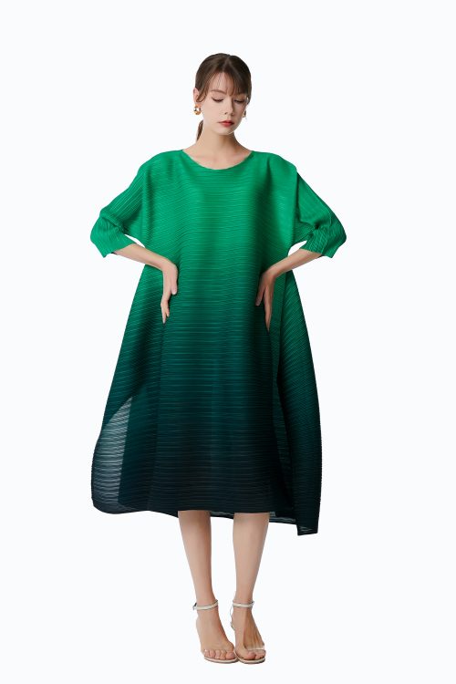 pleatslog-Miyake ladies pleated dress (2) pleatslog-Miyake ladies pleated dress (2)